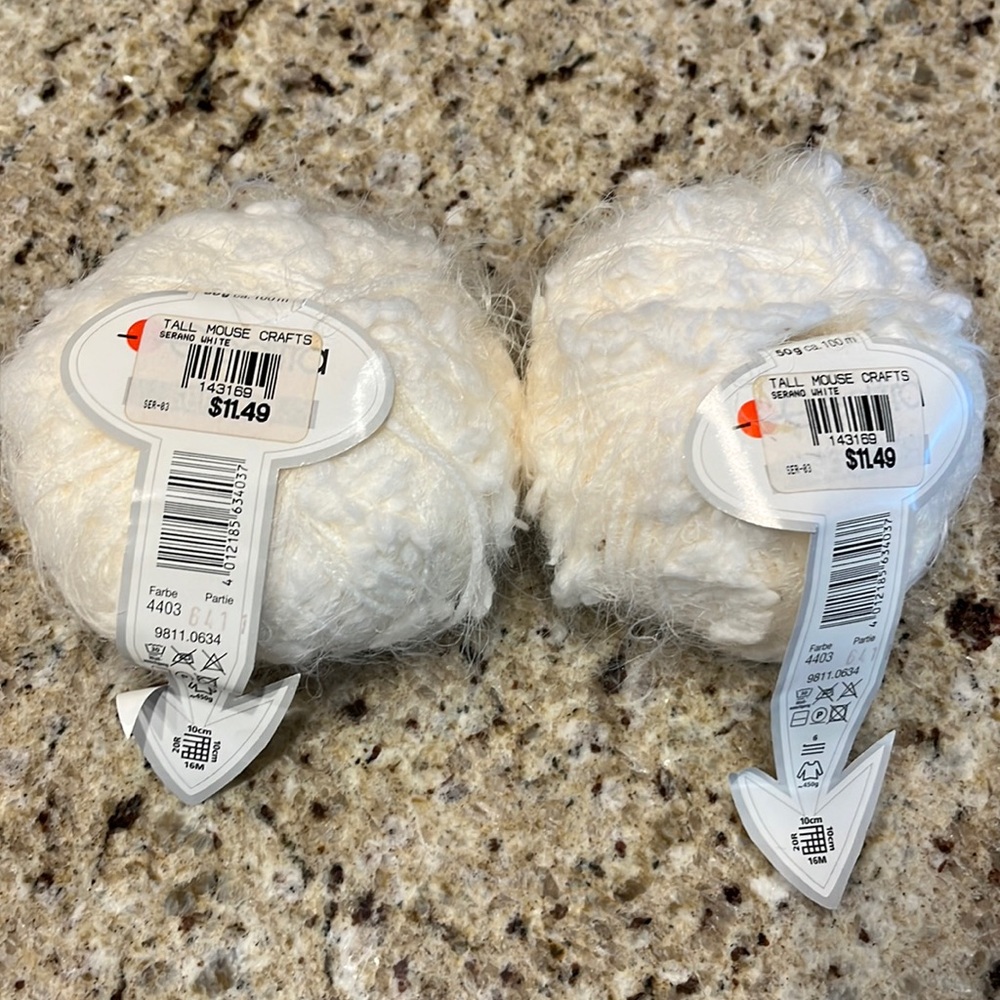 2 Skeins of Gedifra Serano White Yarn